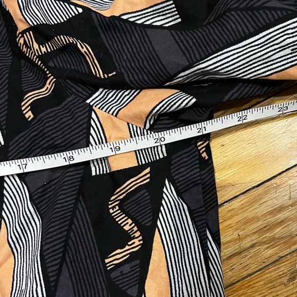 Zuri blouse, made in Kenya - Picture 4 of 6